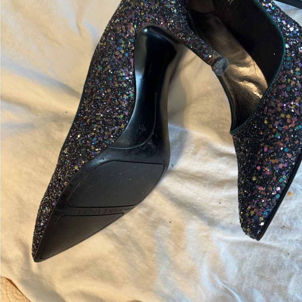 Nine West Black Sparkle Heels with Pointed Toe - Picture 4 of 5
